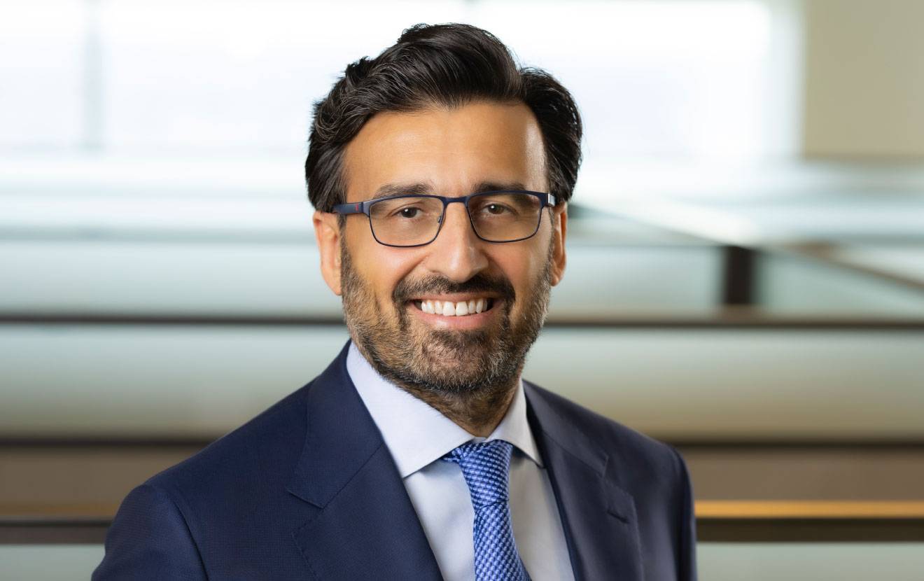 Aziz Hamzaogullari, CFA